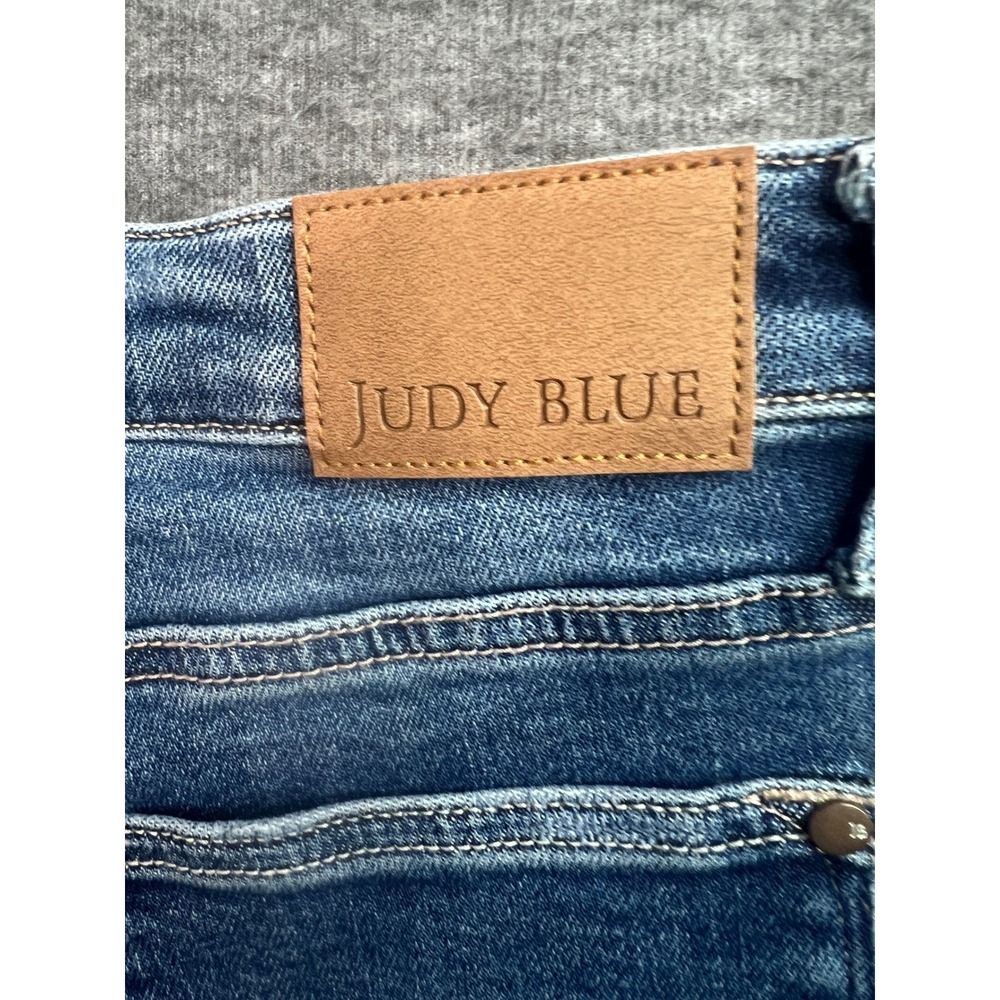 Judy Blue Distressed Raw Hem Denim Shorts Blue JB150127 DK Womens Size L - Picture 4 of 9